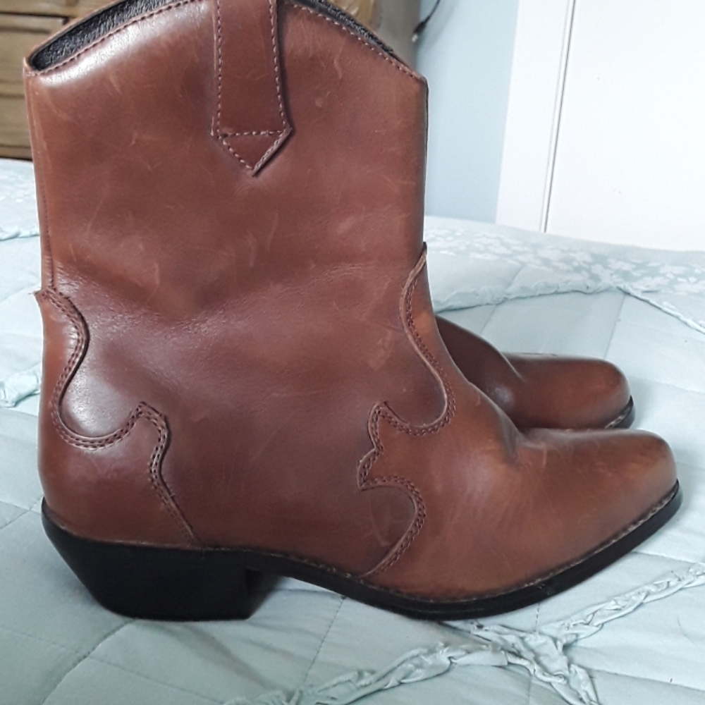 Dingo leather booties